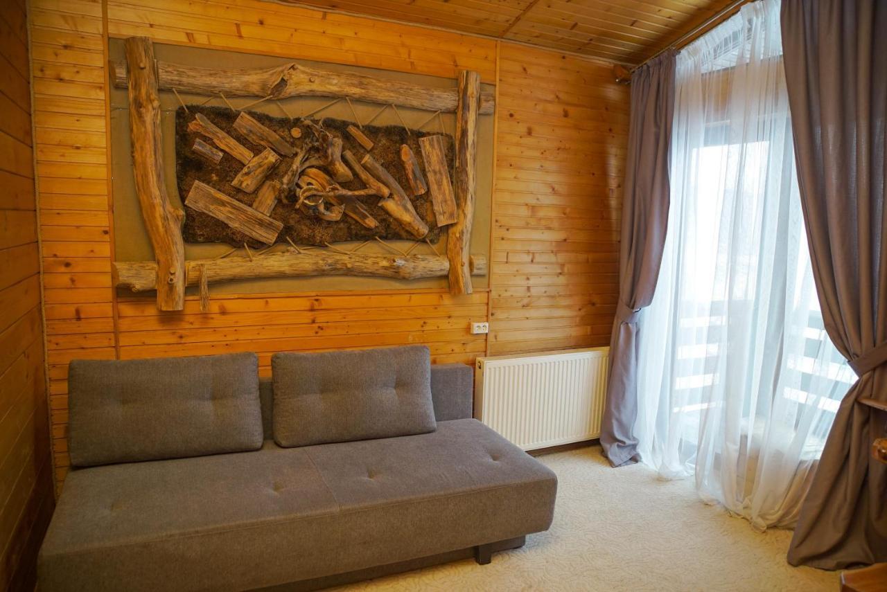 Stara Pravda Villas Bukovel Bagian luar foto