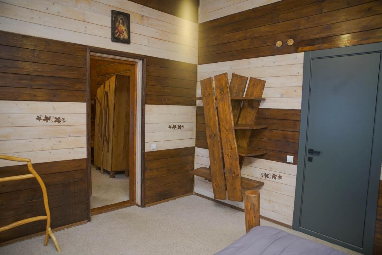 Stara Pravda Villas Bukovel Bagian luar foto